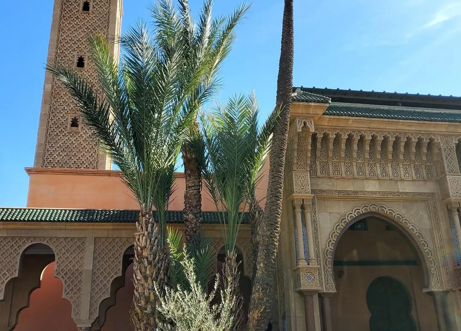 Riad With Outdoor Swimming Pools Marrakesh
